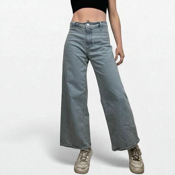 Universal Thread Denim - Universal Thread Sailor Wide Leg High Rise Light Wash Jeans